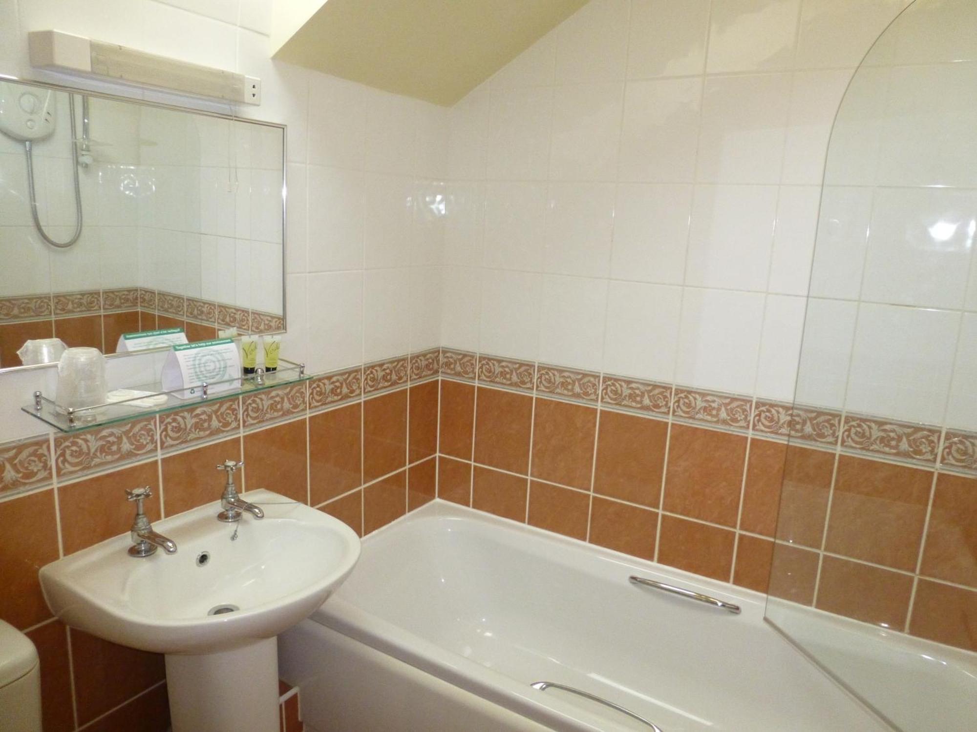 The Atherstone Red Lion Hotel Номер фото