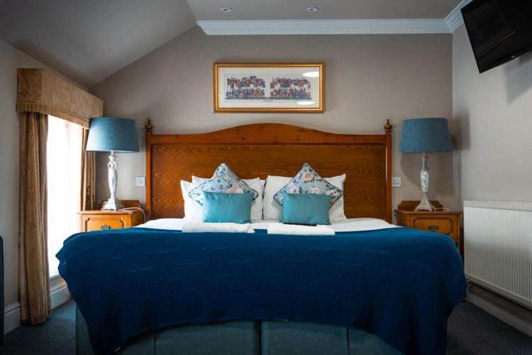 The Atherstone Red Lion Hotel Экстерьер фото
