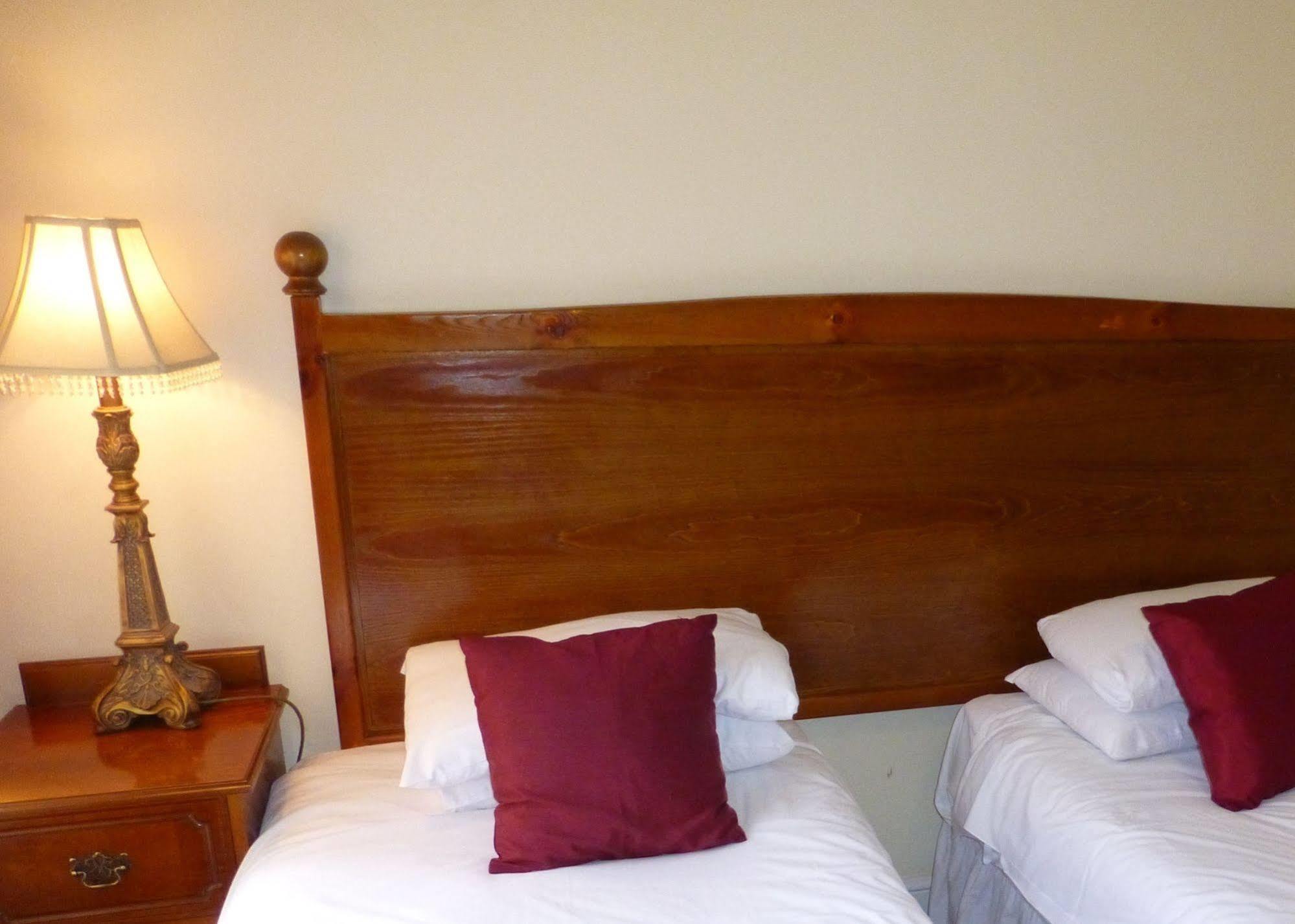 The Atherstone Red Lion Hotel Экстерьер фото